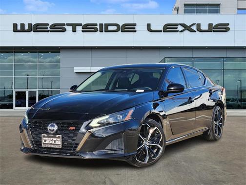 2023 Nissan Altima SR FWD