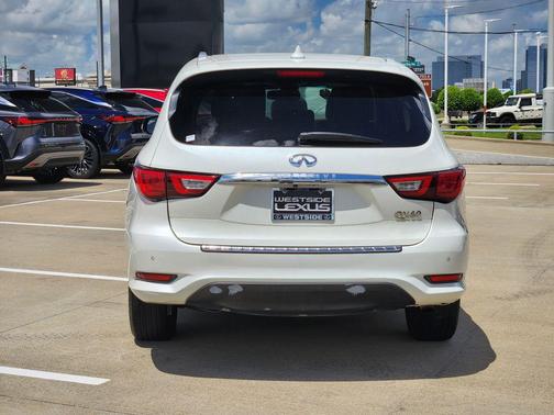 Majestic White 2017 INFINITI QX60 Base