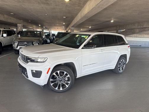 2023 Jeep Grand Cherokee Overland