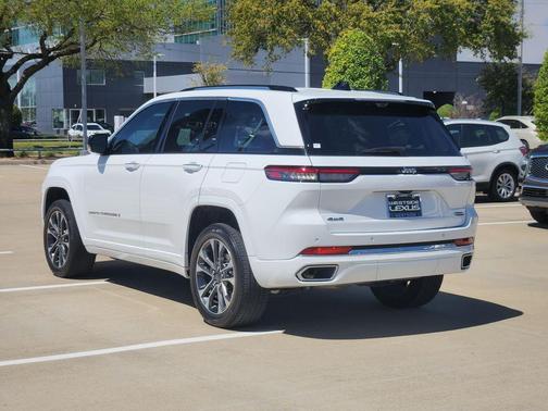 2023 Jeep Grand Cherokee Overland