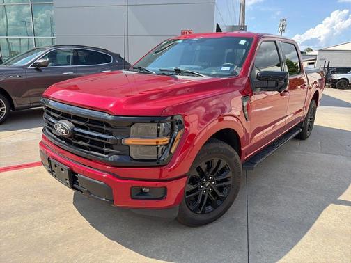 Rapid Red Metallic Tinted Clearcoat 2025 Ford F-150 XLT