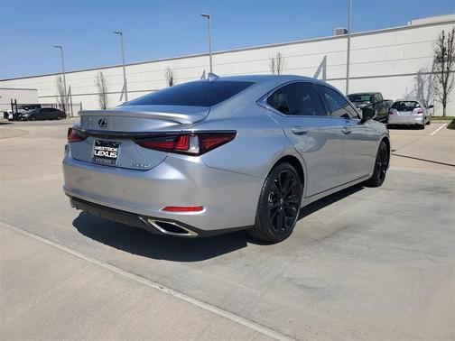 2024 Lexus ES 350 F SPORT Handling