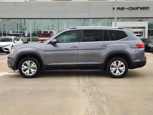 Gray 2018 Volkswagen Atlas 3.6L SE