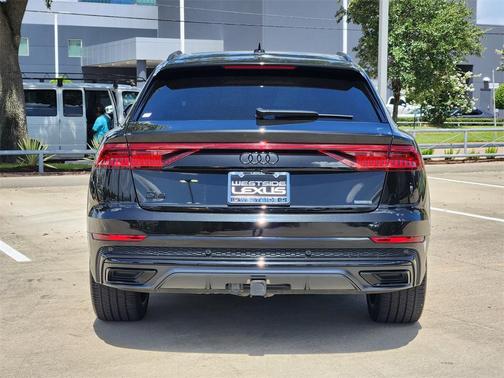 2022 Audi Q8 55 Prestige