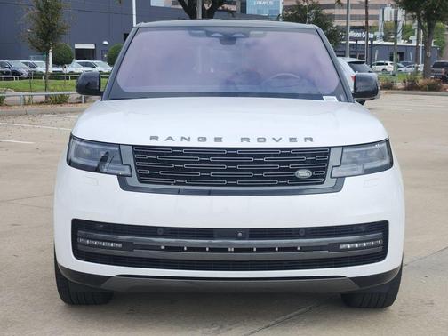 2023 Land Rover Range Rover P530 SE