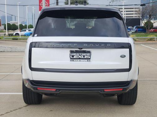 2023 Land Rover Range Rover P530 SE