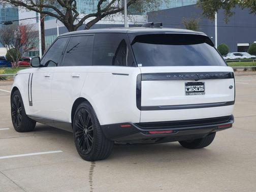 2023 Land Rover Range Rover P530 SE