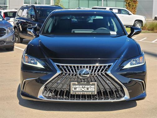 2023 Lexus ES 250 Base