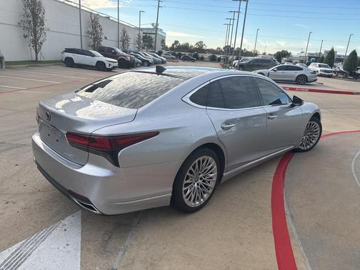 2025 Lexus LS 500 Base