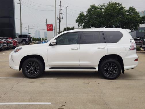 White 2023 Lexus GX 460 Premium