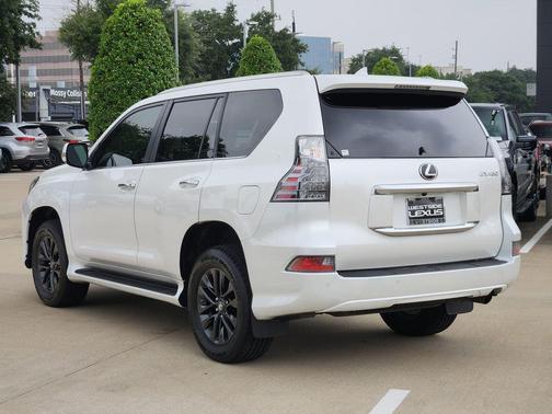 White 2023 Lexus GX 460 Premium