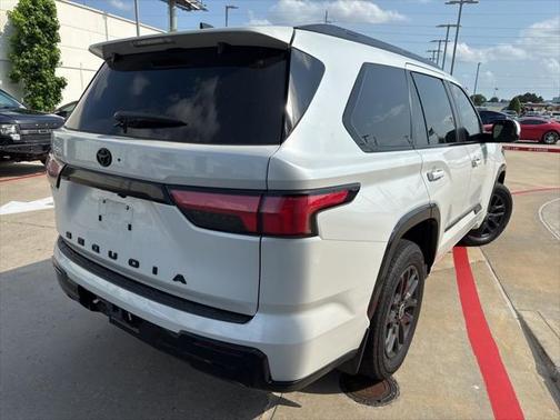 2024 Toyota Sequoia Platinum