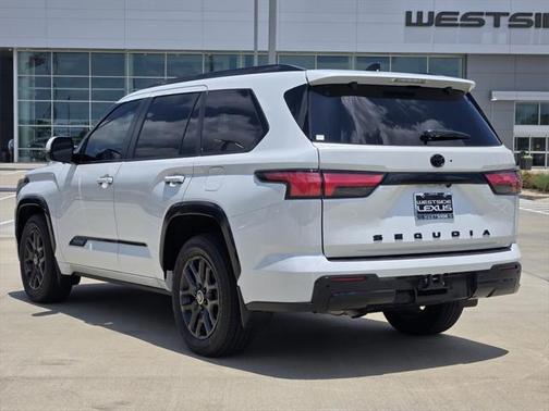 2024 Toyota Sequoia Platinum