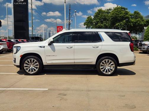 White 2023 GMC Yukon Denali