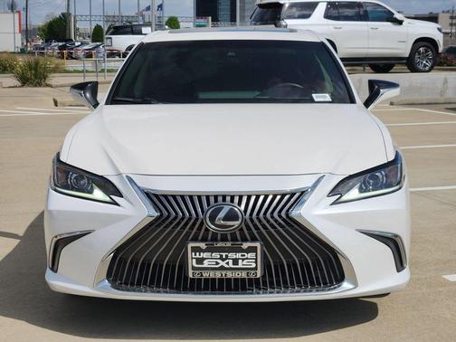 White 2021 Lexus ES 350 Base