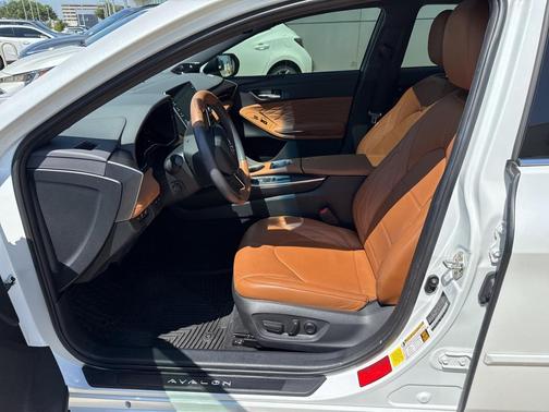 2020 Toyota Avalon Limited