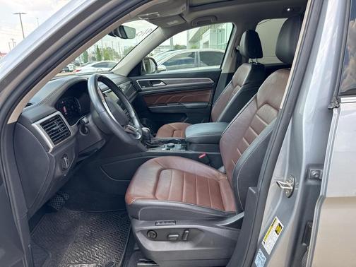 2021 Volkswagen Atlas 3.6L SEL Premium