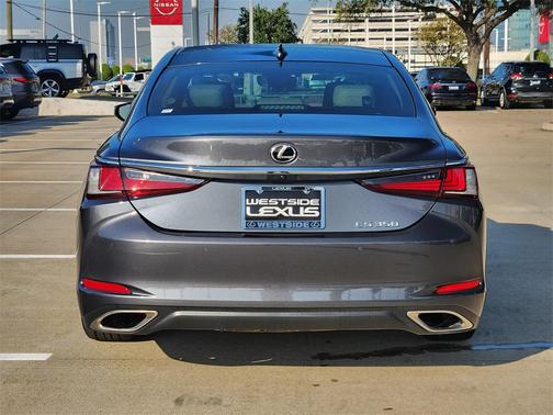 2022 Lexus ES 350 Base