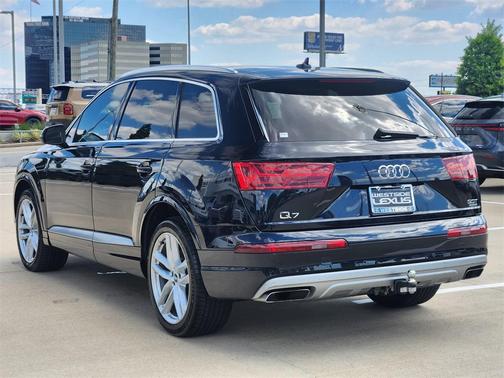 2017 Audi Q7 3.0T Prestige