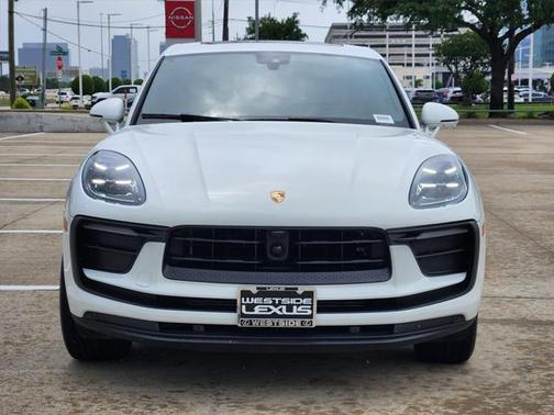 2023 Porsche Macan