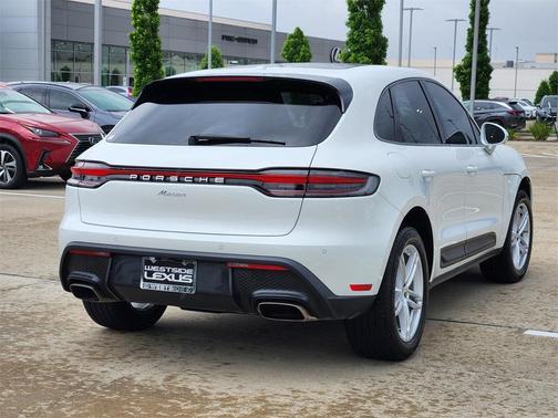 2023 Porsche Macan