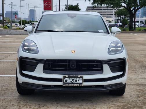 2023 Porsche Macan