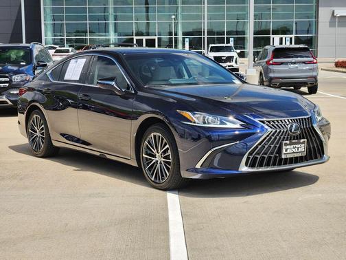 2025 Lexus ES 350 Base