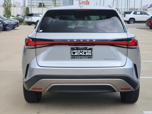 Silver 2023 Lexus RX 350 Luxury