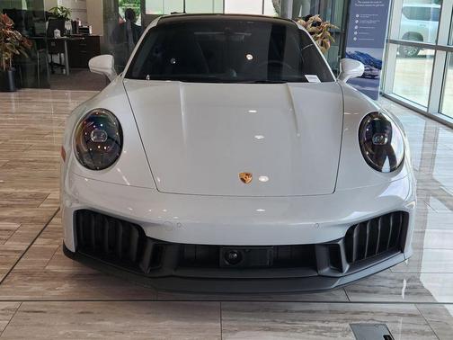 2026 Porsche 911 Carrera GTS