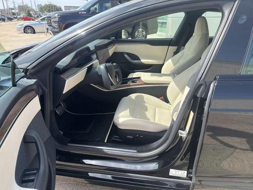 2021 Tesla Model S Long Range