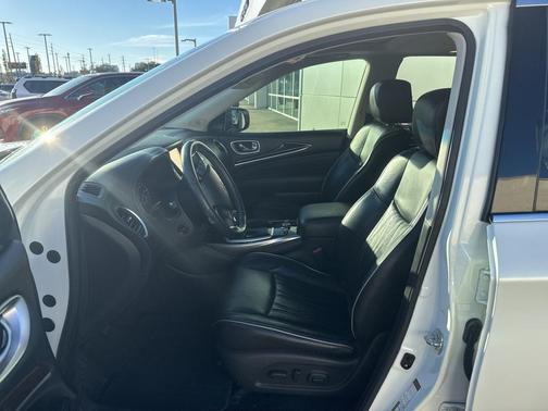 2016 INFINITI QX60 Base