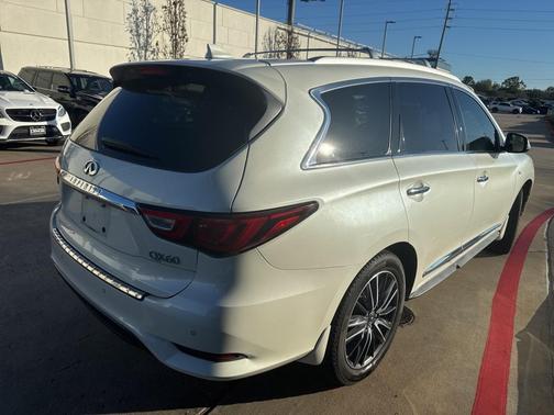 2016 INFINITI QX60 Base