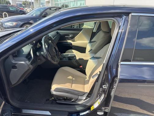 2021 Lexus ES 350 Base