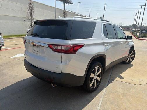 2018 Chevrolet Traverse LT Leather