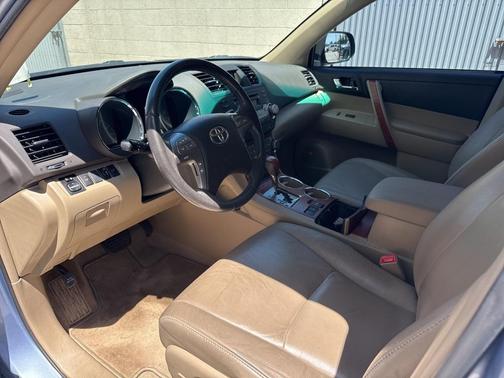 2010 Toyota Highlander Limited