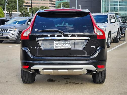 2017 Volvo XC60 T5 Dynamic