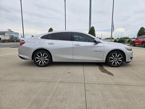 2021 Chevrolet Malibu FWD RS