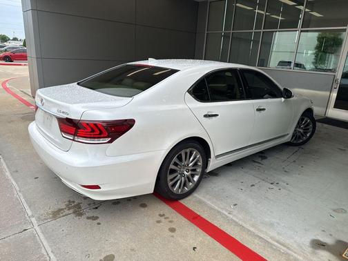 White Pearl 2017 Lexus LS 460 Base