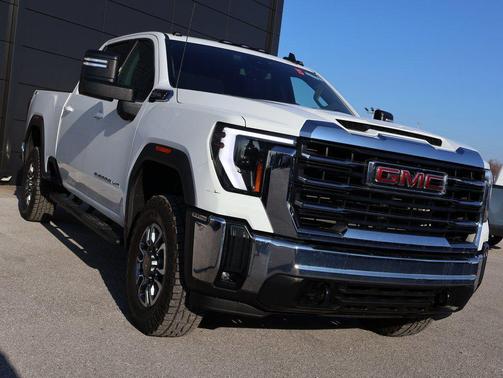2024 GMC Sierra 2500 SLE