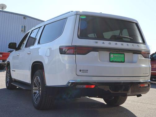 2024 Jeep Wagoneer L Series II 4x4