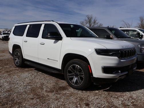 2024 Jeep Wagoneer L Series II 4x4