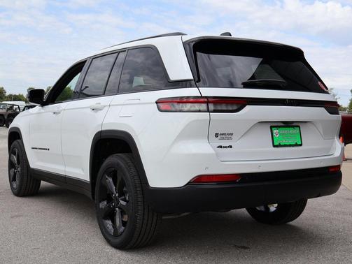 2025 Jeep Grand Cherokee Altitude