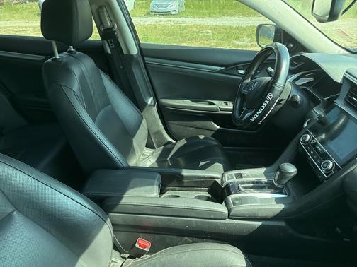 2016 Honda Civic Touring