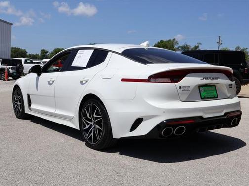 2022 Kia Stinger GT-Line