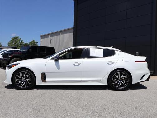 2022 Kia Stinger GT-Line