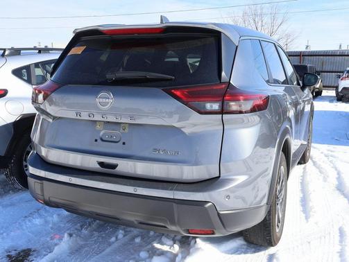 2024 Nissan Rogue SV