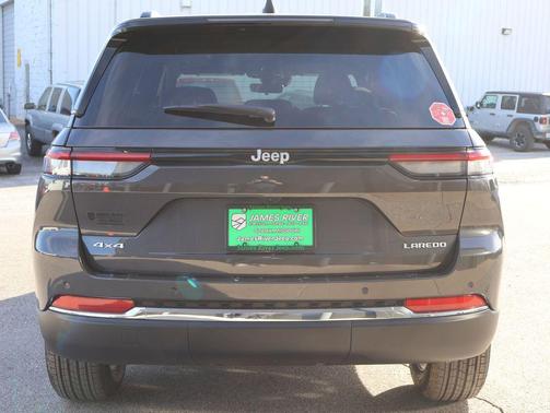 2026 Jeep Grand Cherokee Altitude