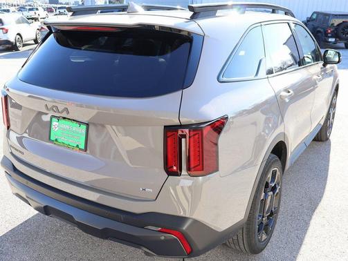 2025 Kia Sorento EX