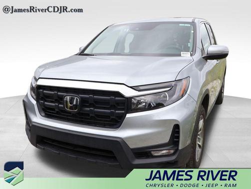 Crystal Black Pearl 2025 Honda Ridgeline RTL