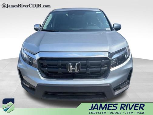 Crystal Black Pearl 2025 Honda Ridgeline RTL